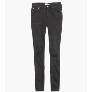 9” high rise skinny jeans in Black Sea